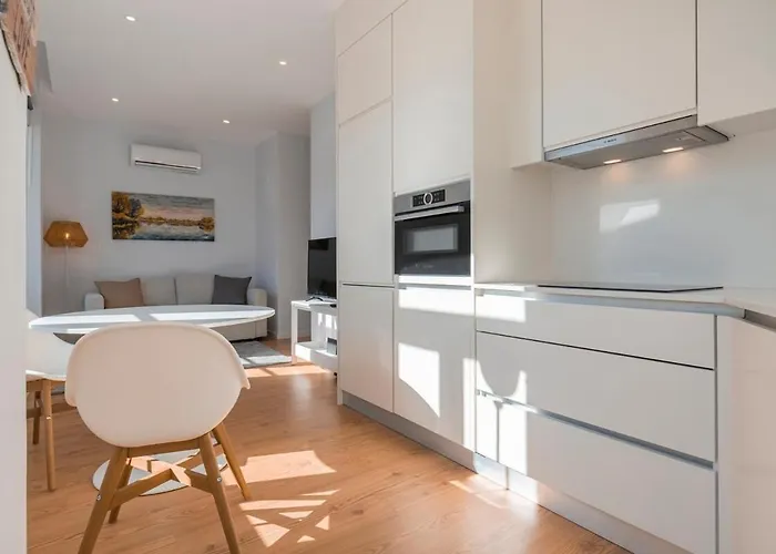 Monteverde Iii By Innkeeper شقة